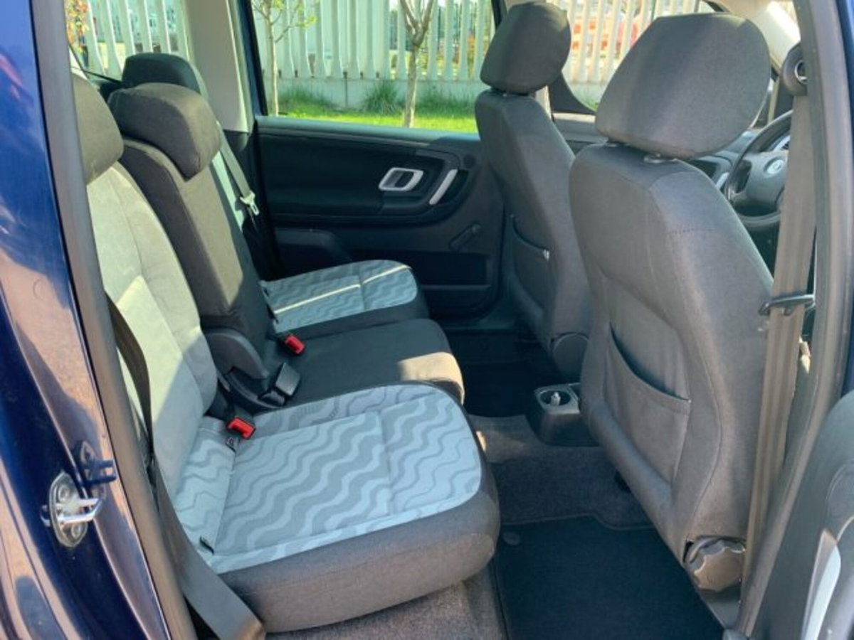 Skoda Roomster 16V Comfort GPLine (11)