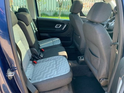 Skoda Roomster 16V Comfort GPLine (11)