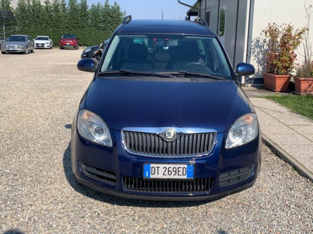 Skoda Roomster 16V Comfort GPLine (2)