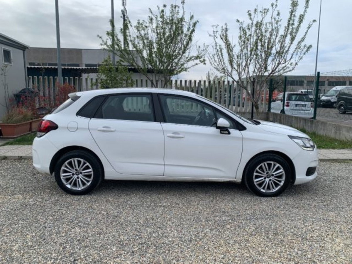 Citroen C4 BlueHDi 100 Feel (4)