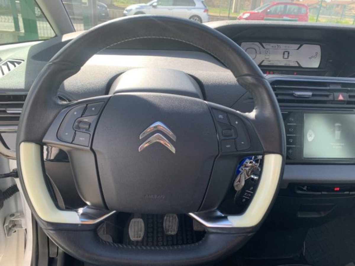 Citroen C4 Picasso 1.6 e-HDi 115 Exclusive (15)