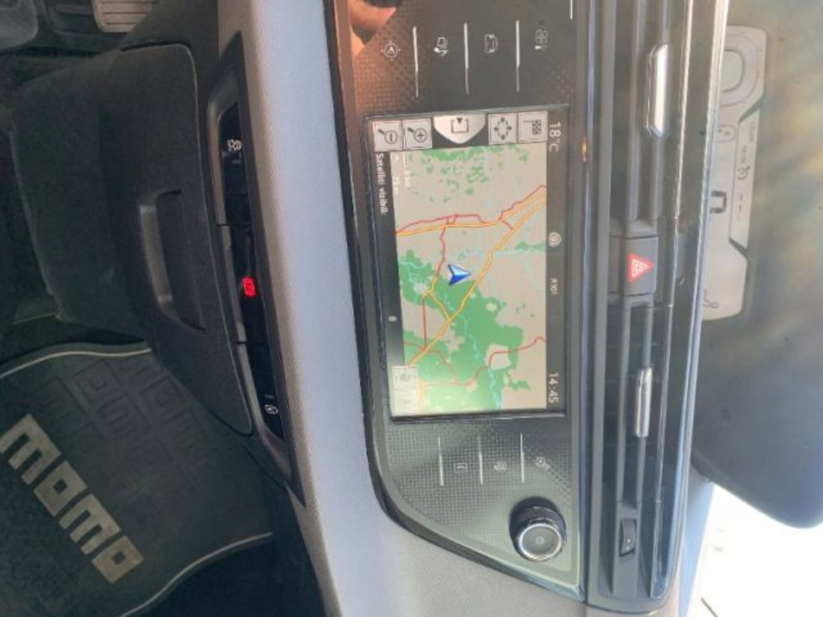 Citroen C4 Picasso 1.6 e-HDi 115 Exclusive (17)