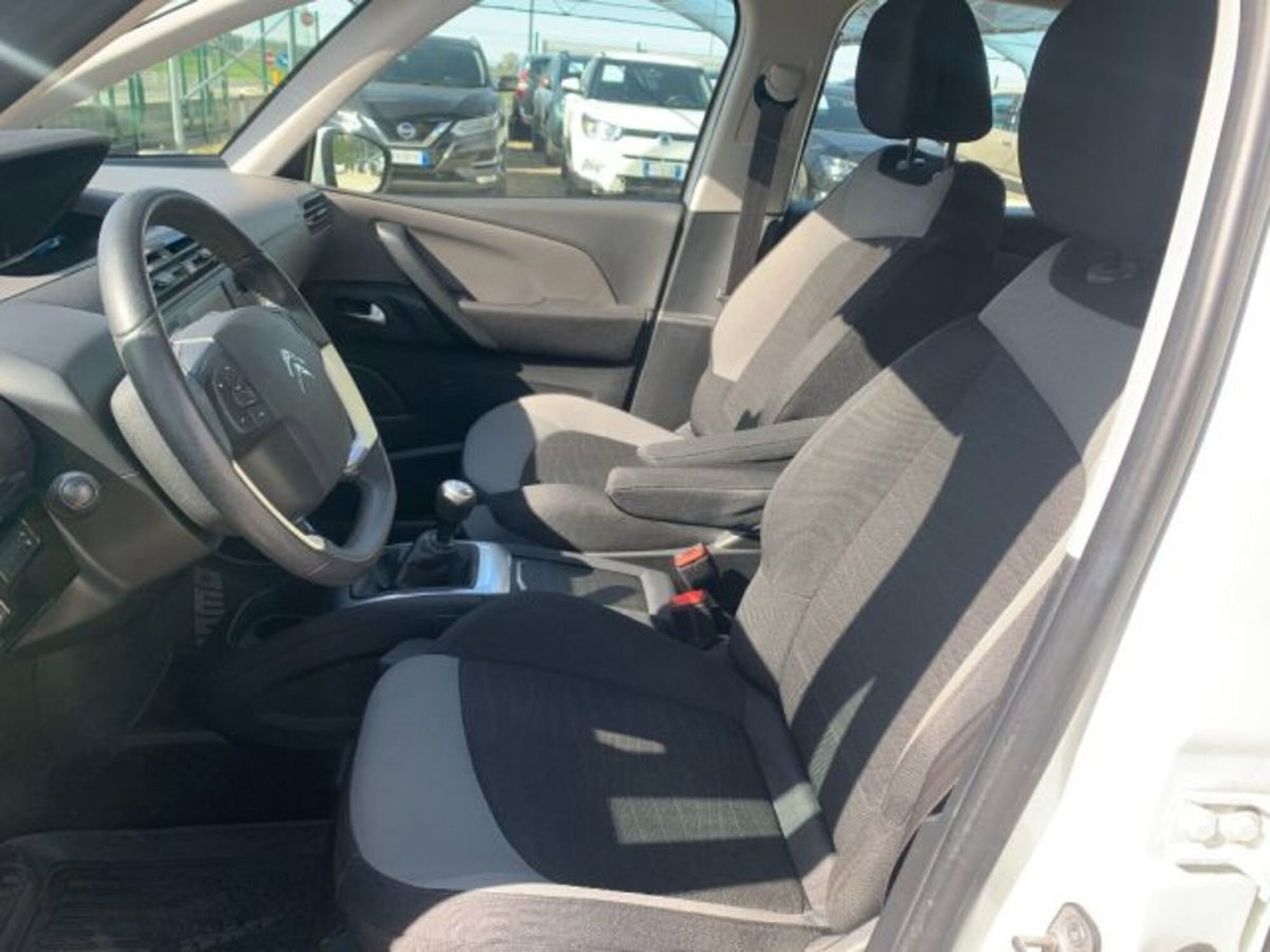 Citroen C4 Picasso 1.6 e-HDi 115 Exclusive (9)
