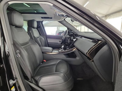 Land Rover Range Rover Sport 3.0D l6 249 CV HSE Dynamic Stealth (9)