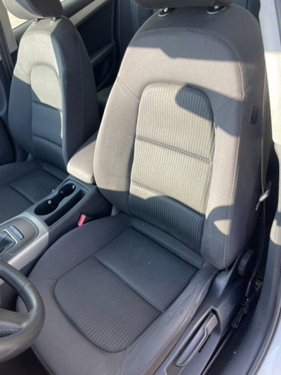Audi A4 1.8 TFSI 160 CV (12)