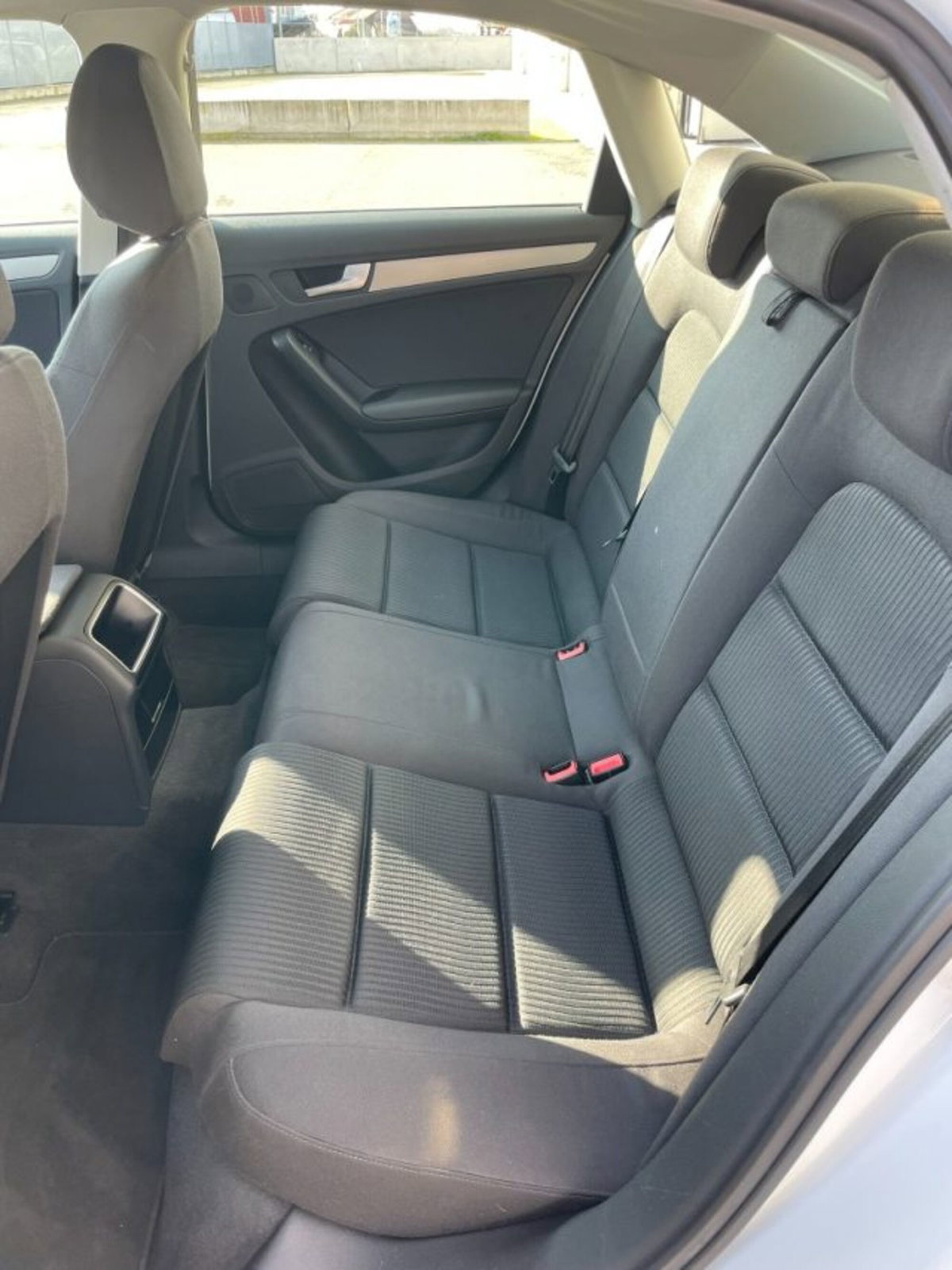 Audi A4 1.8 TFSI 160 CV (13)