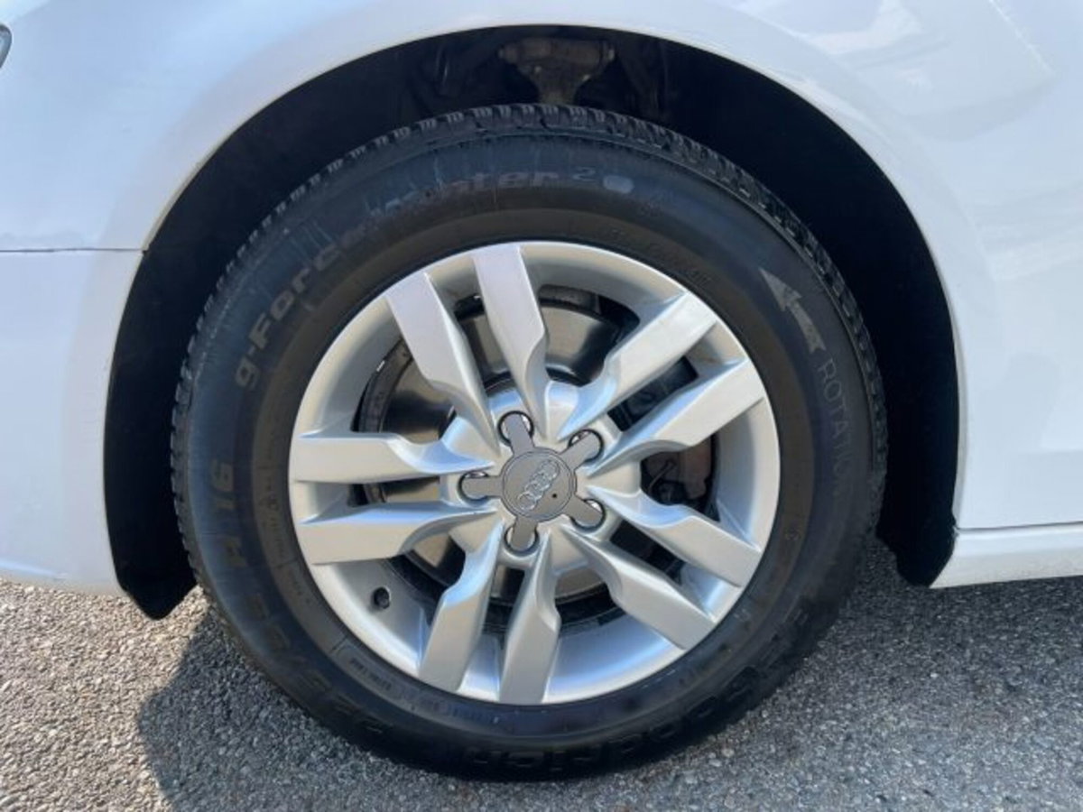Audi A4 1.8 TFSI 160 CV (18)