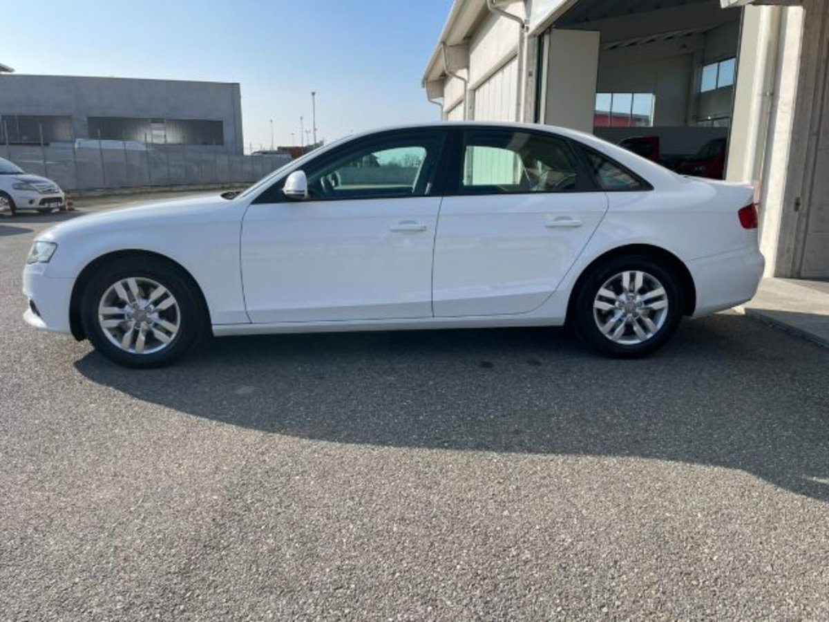Audi A4 1.8 TFSI 160 CV (2)