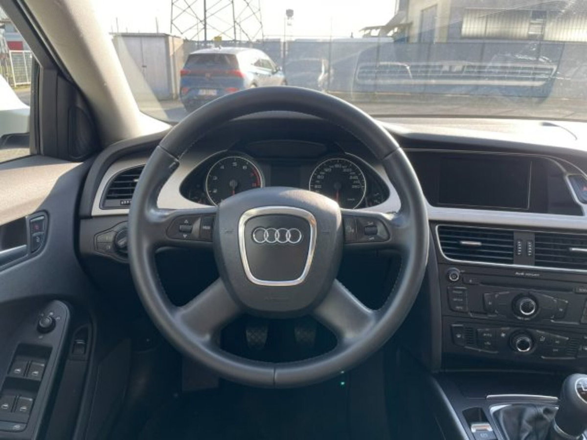 Audi A4 1.8 TFSI 160 CV (7)