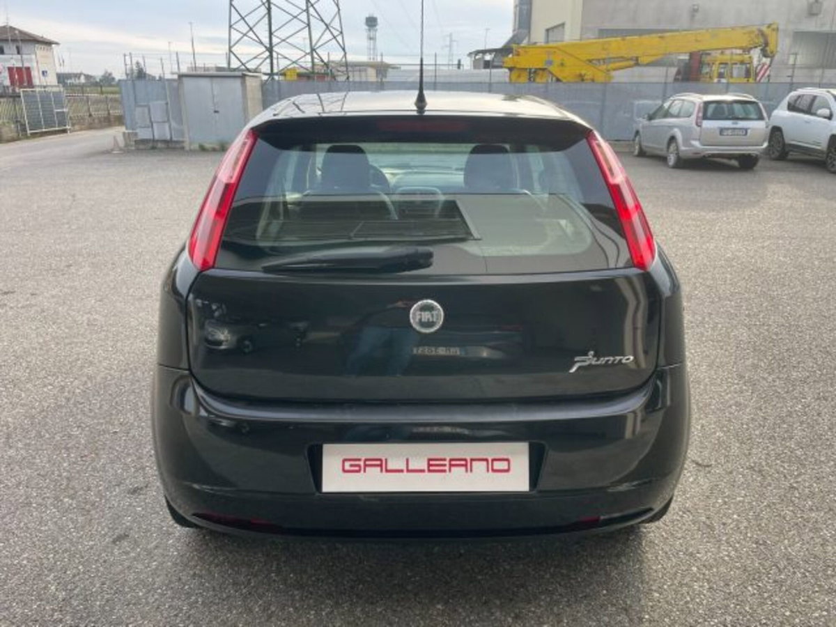 Fiat Grande Punto 1.3 MJT 90 CV 3 porte Emotion (3)