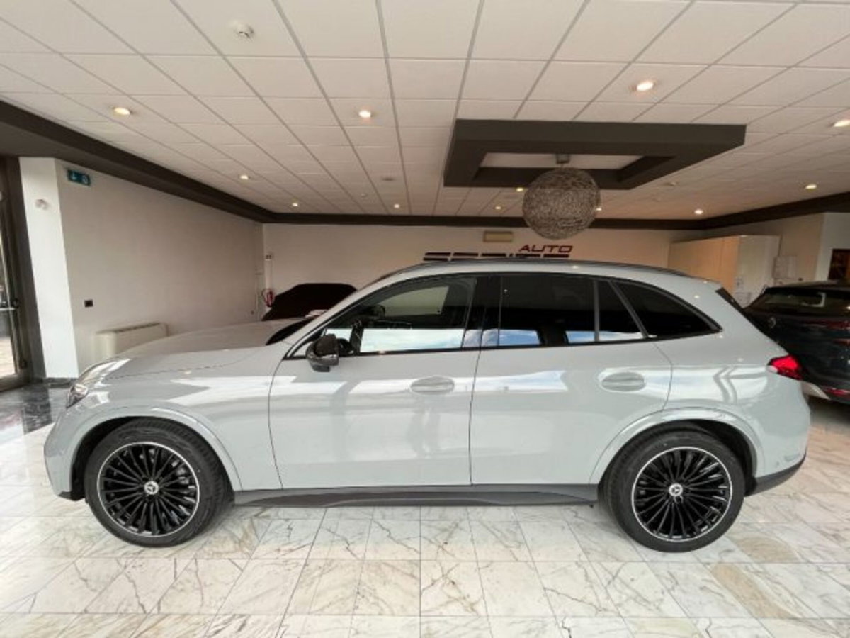 Mercedes-Benz GLC SUV 300 d AMG Line Premium Plus 4matic auto (7)
