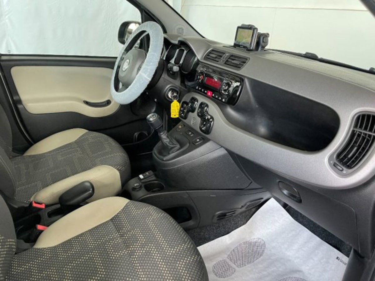 Fiat Panda 1.3 MJT S&S 4x4 (19)
