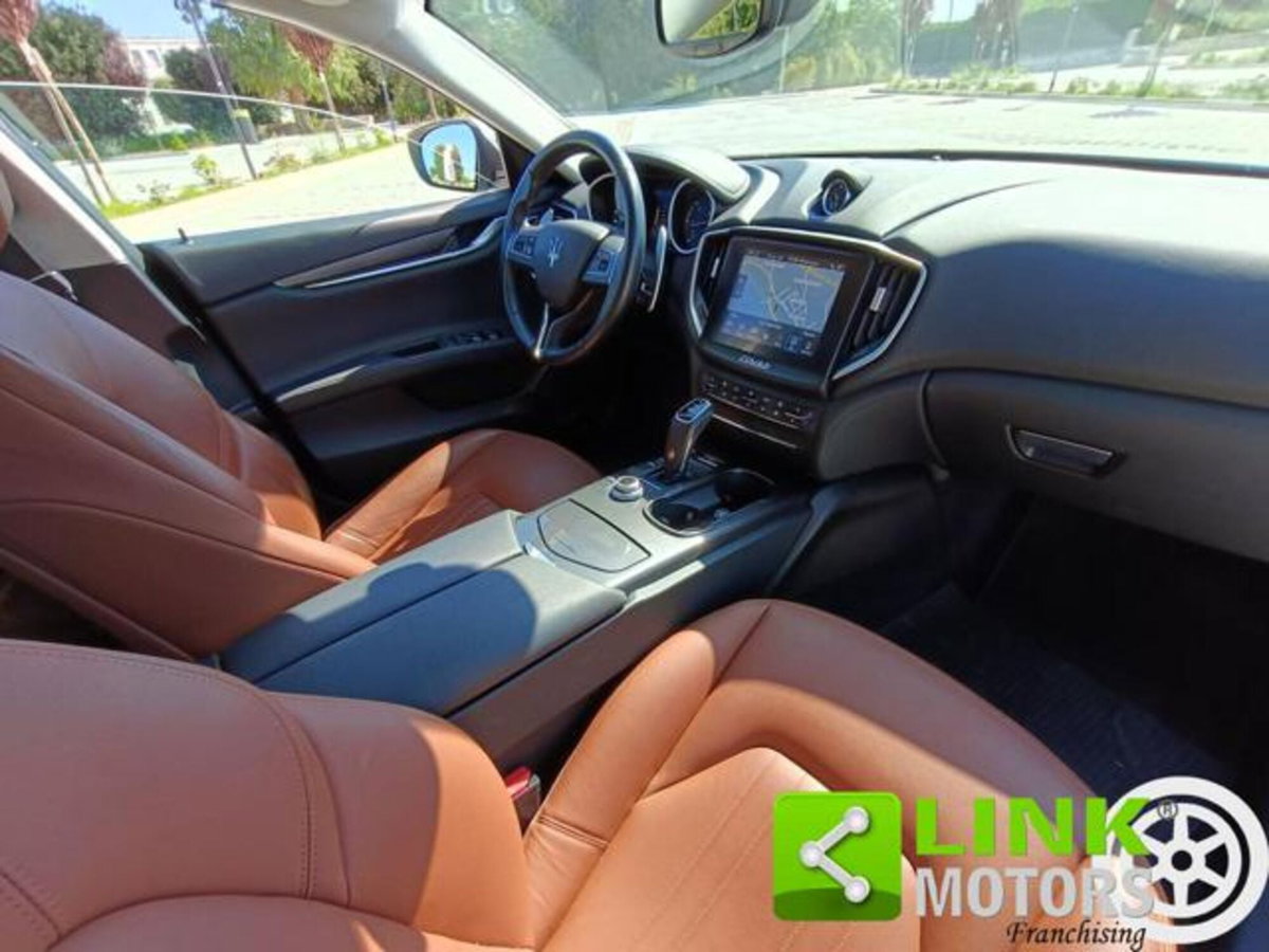 Maserati Ghibli Ghibli V6 Diesel Gransport (15)