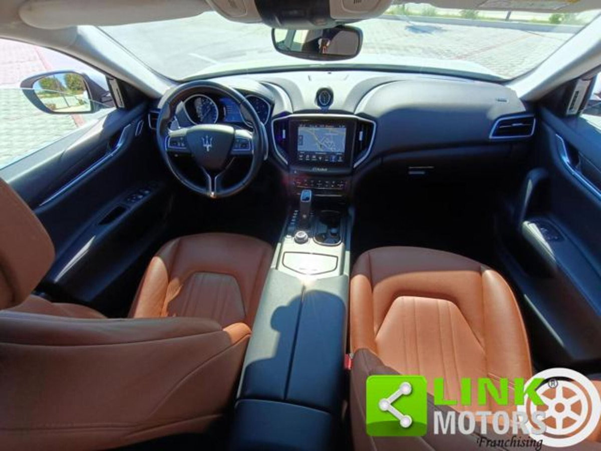 Maserati Ghibli Ghibli V6 Diesel Gransport (19)