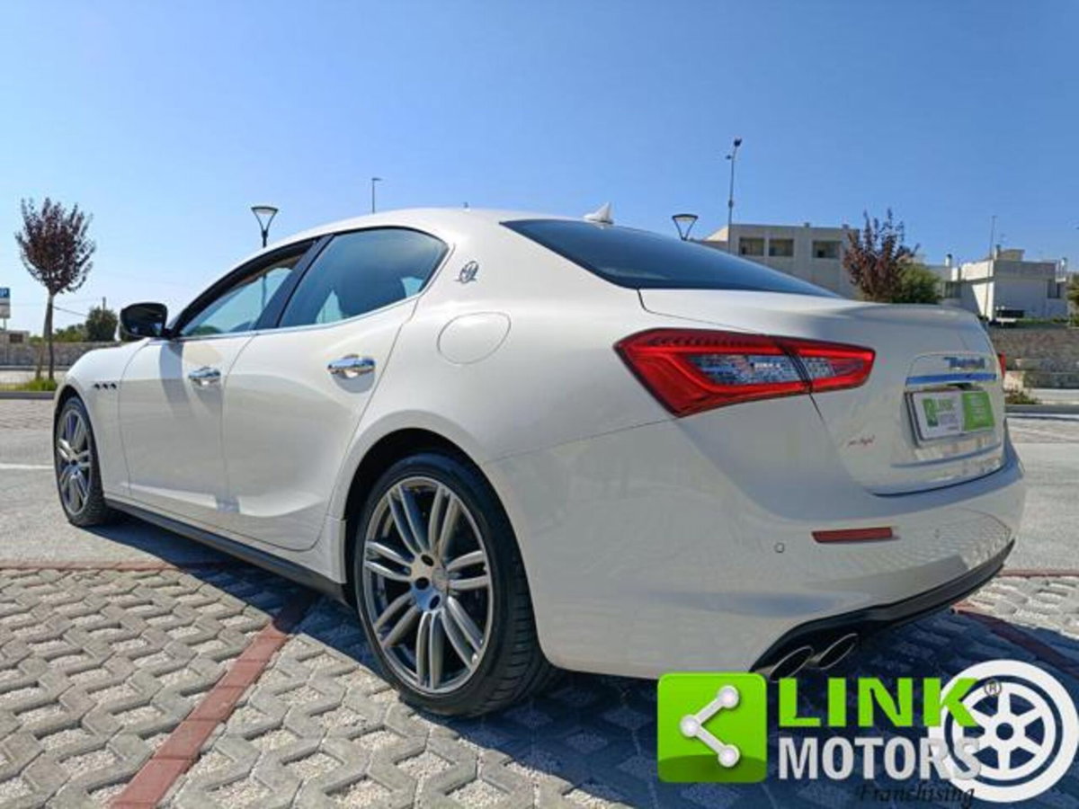 Maserati Ghibli Ghibli V6 Diesel Gransport (20)