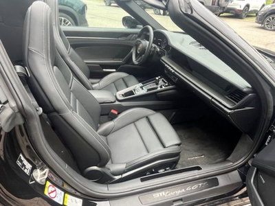 Porsche 911 Cabrio Targa 3.0 4 GTS (12)