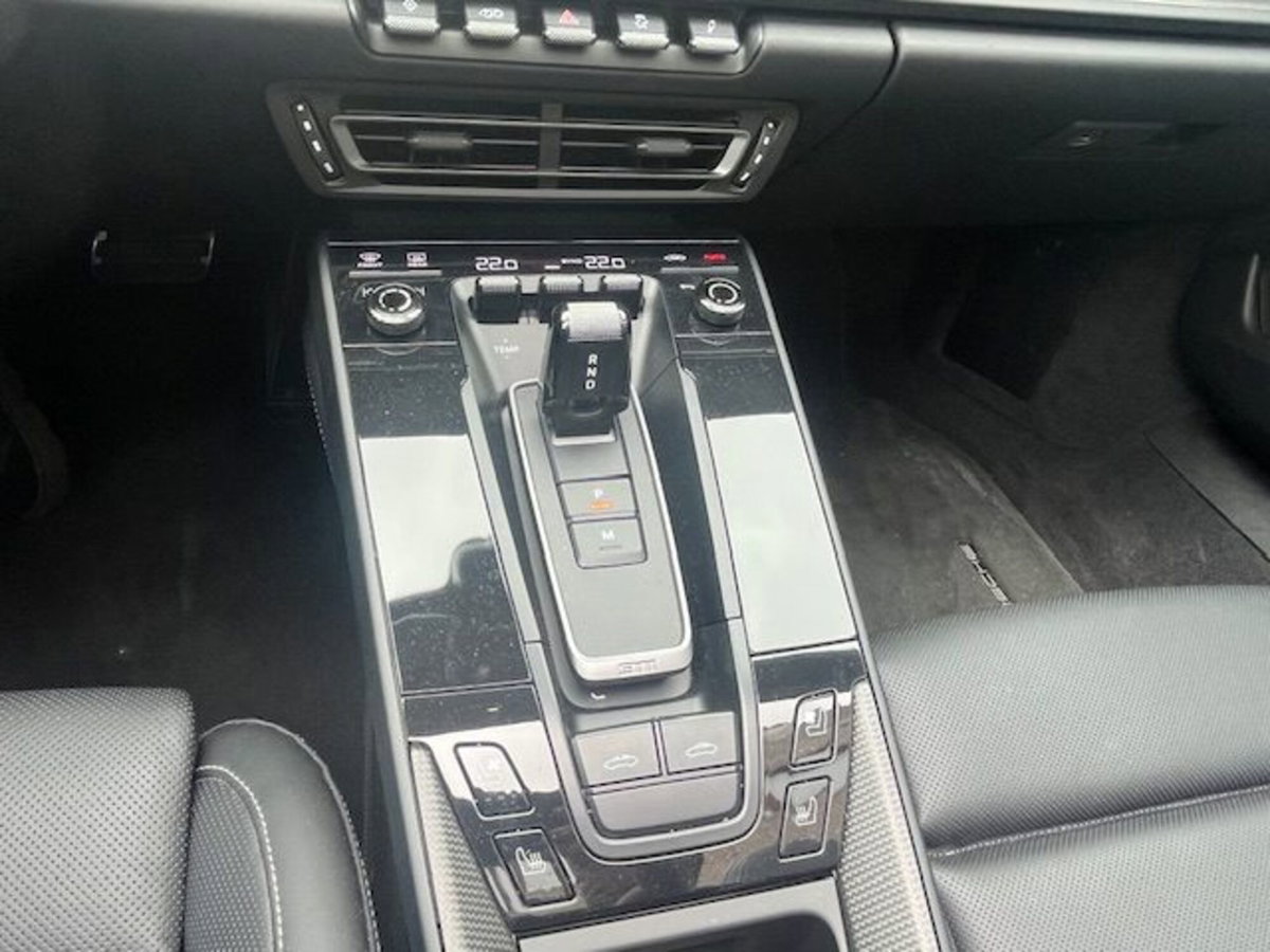 Porsche 911 Cabrio Targa 3.0 4 GTS (20)