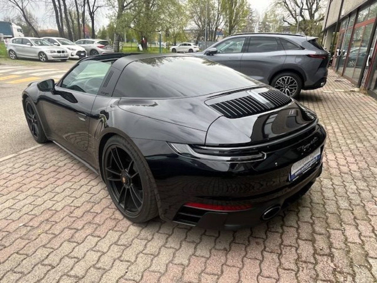 Porsche 911 Cabrio Targa 3.0 4 GTS (6)