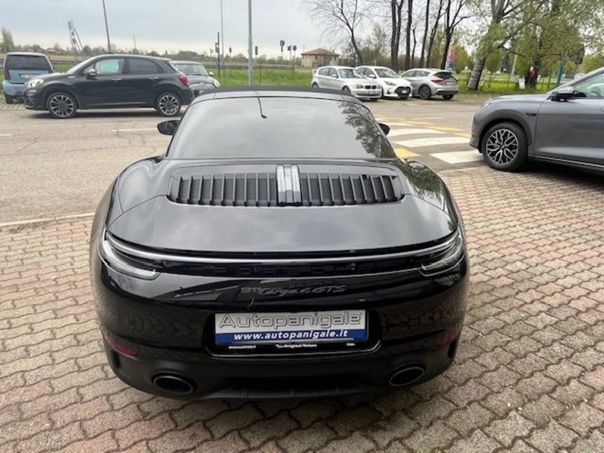 Porsche 911 Cabrio Targa 3.0 4 GTS (8)