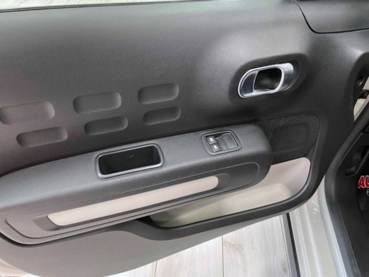 Citroen C3 1.2 puretech You s&s 83cv neopatentati (16)