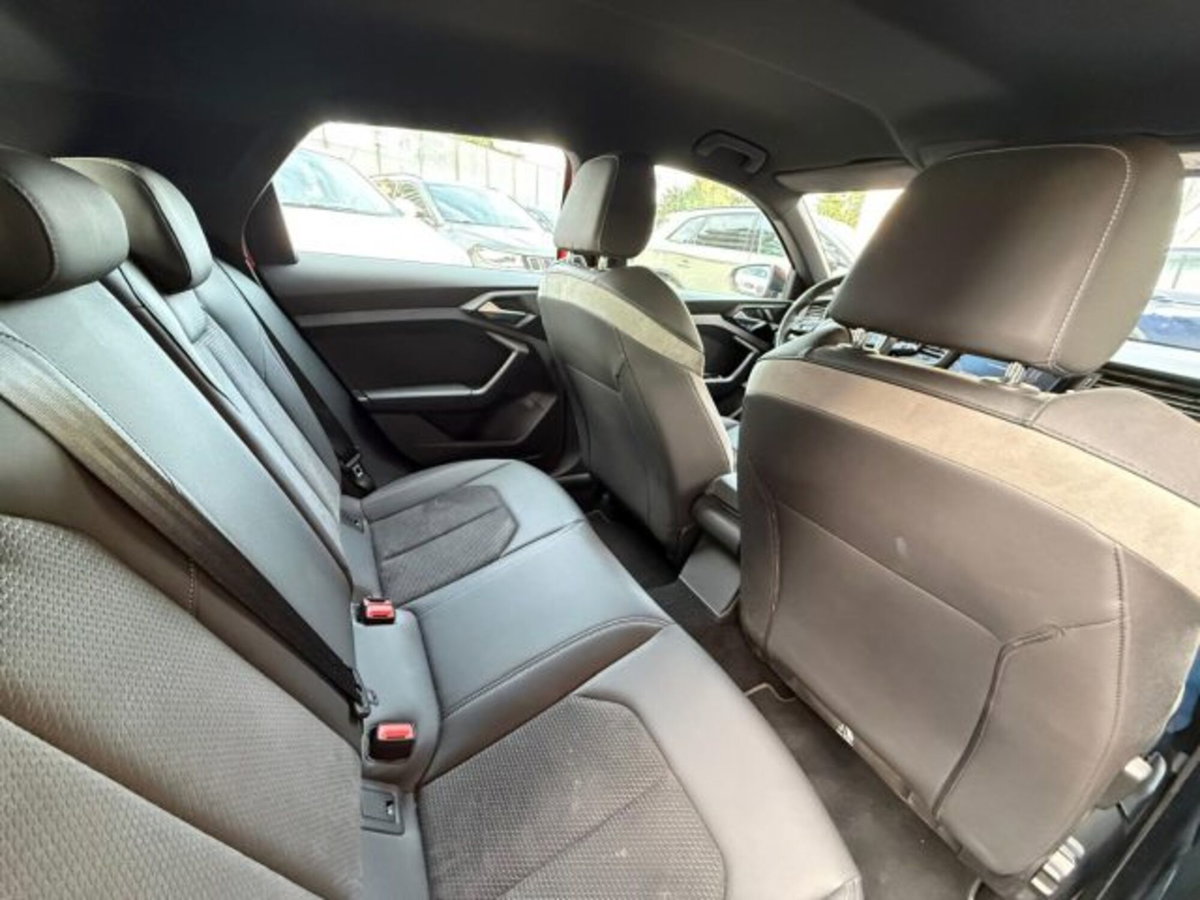 Audi A1 Sportback 30 TFSI S tronic S line edition (11)