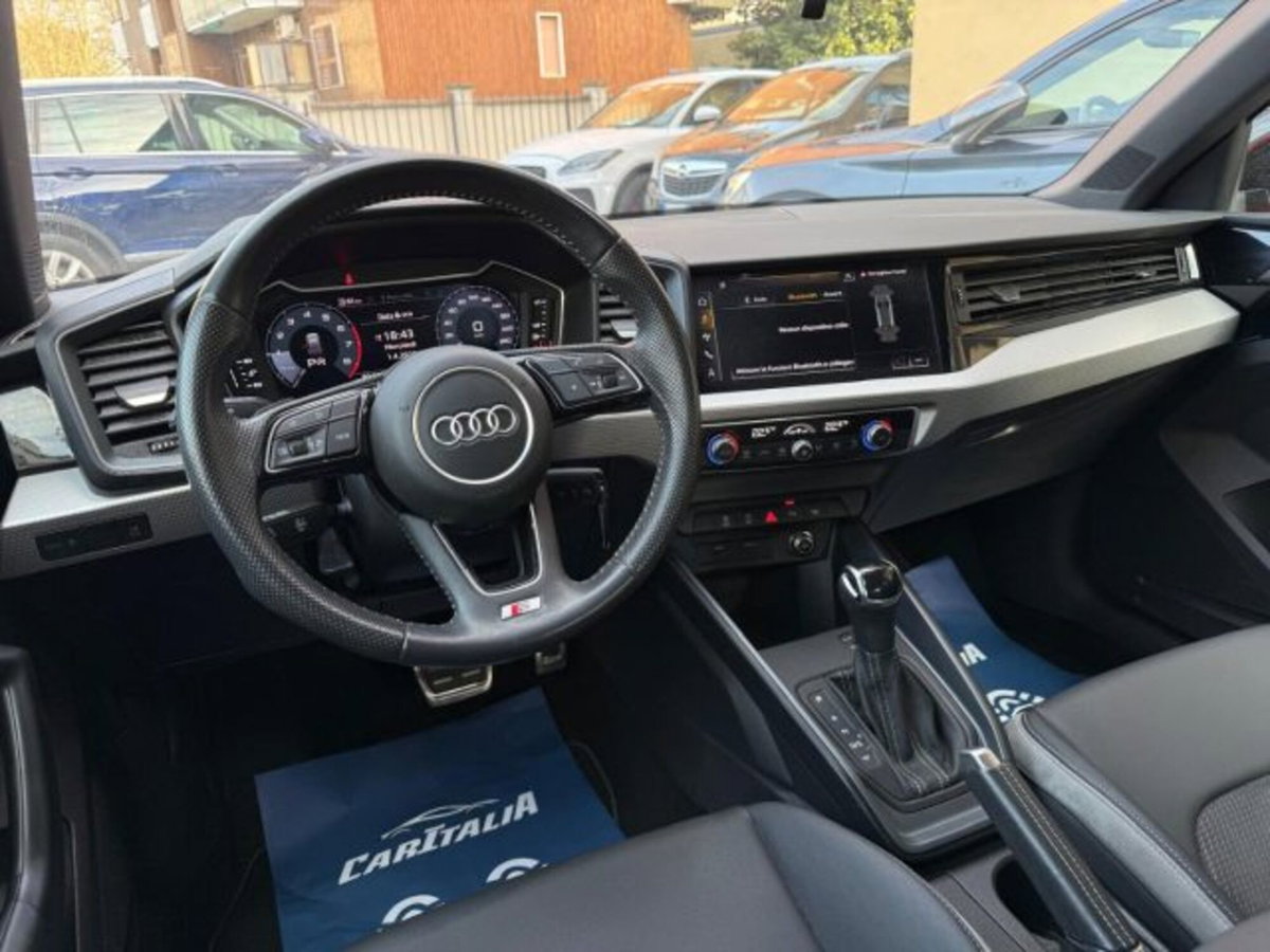 Audi A1 Sportback 30 TFSI S tronic S line edition (14)