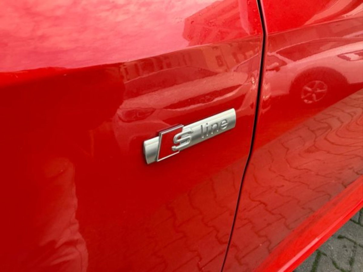 Audi A1 Sportback 30 TFSI S tronic S line edition (4)