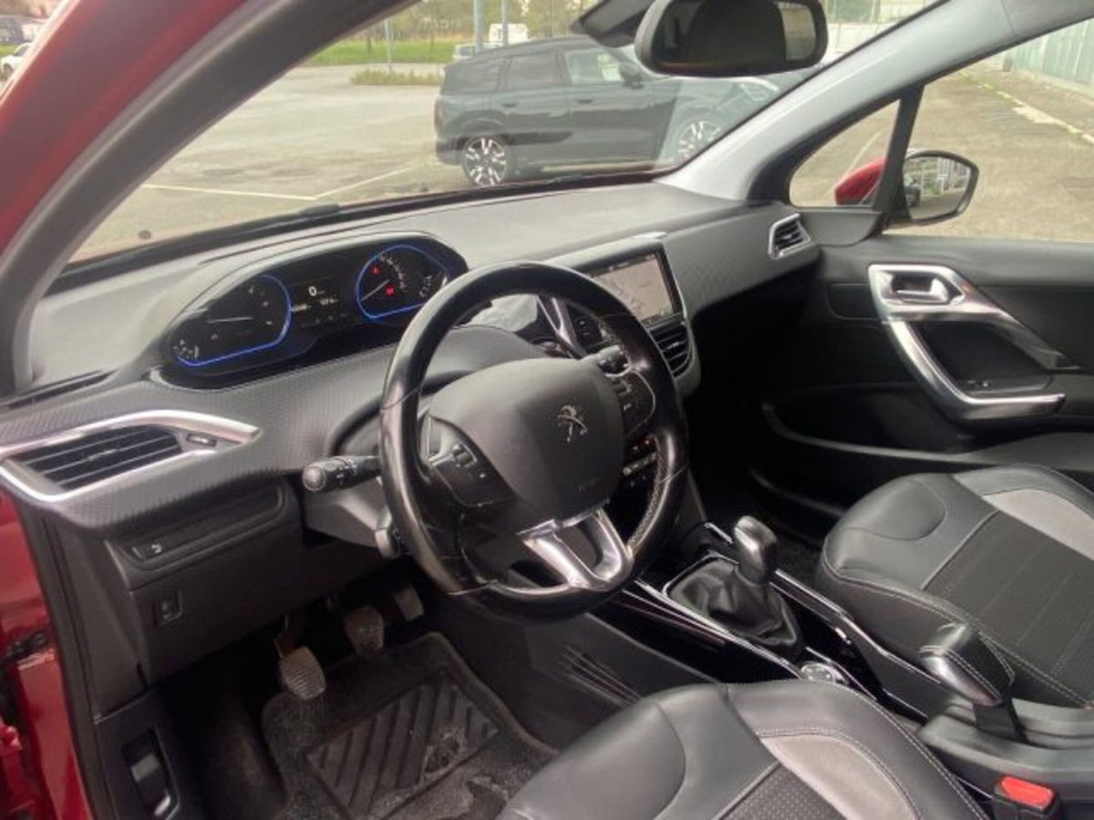 Peugeot 2008 100 Allure (11)