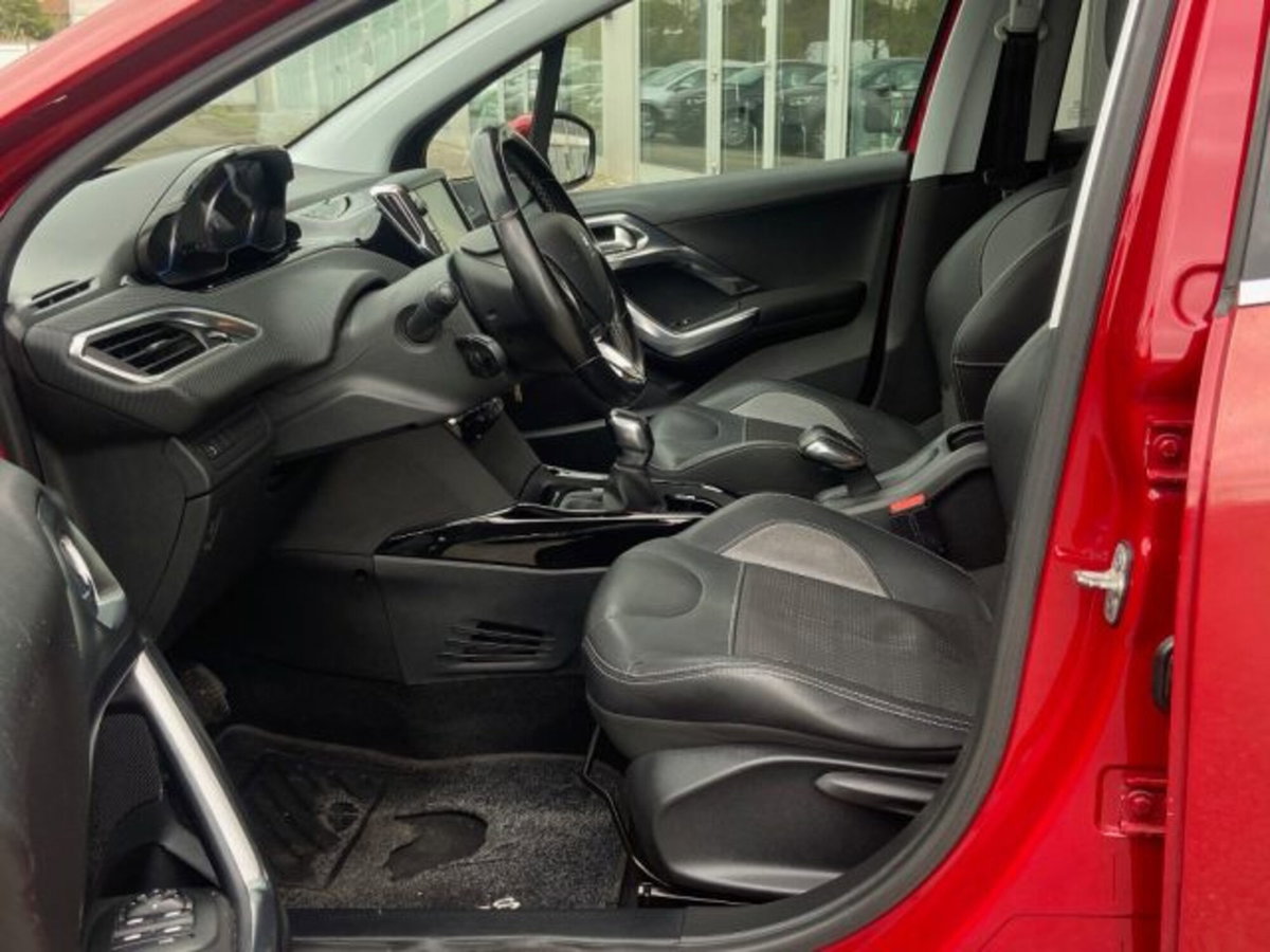 Peugeot 2008 100 Allure (12)