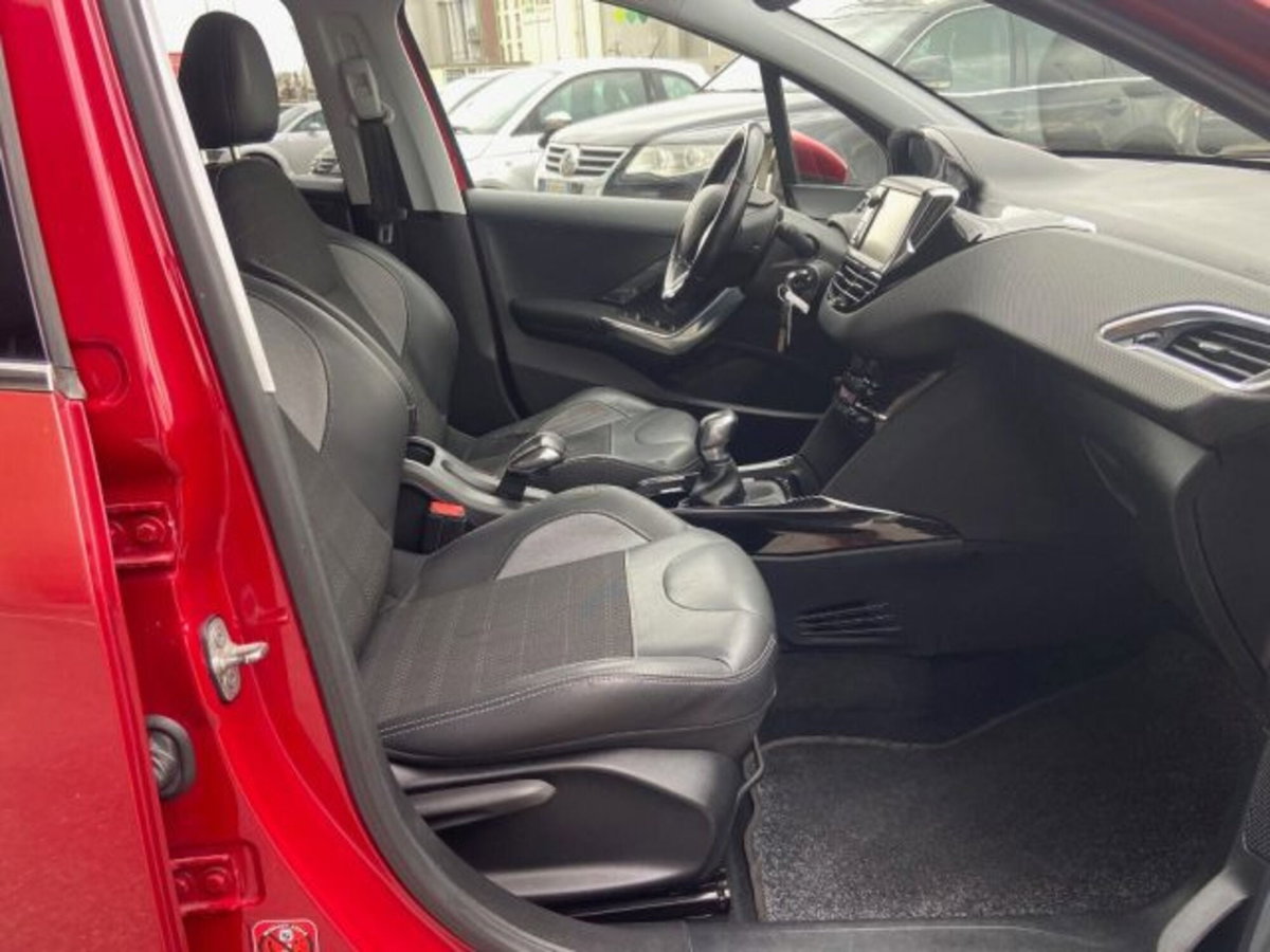 Peugeot 2008 100 Allure (14)