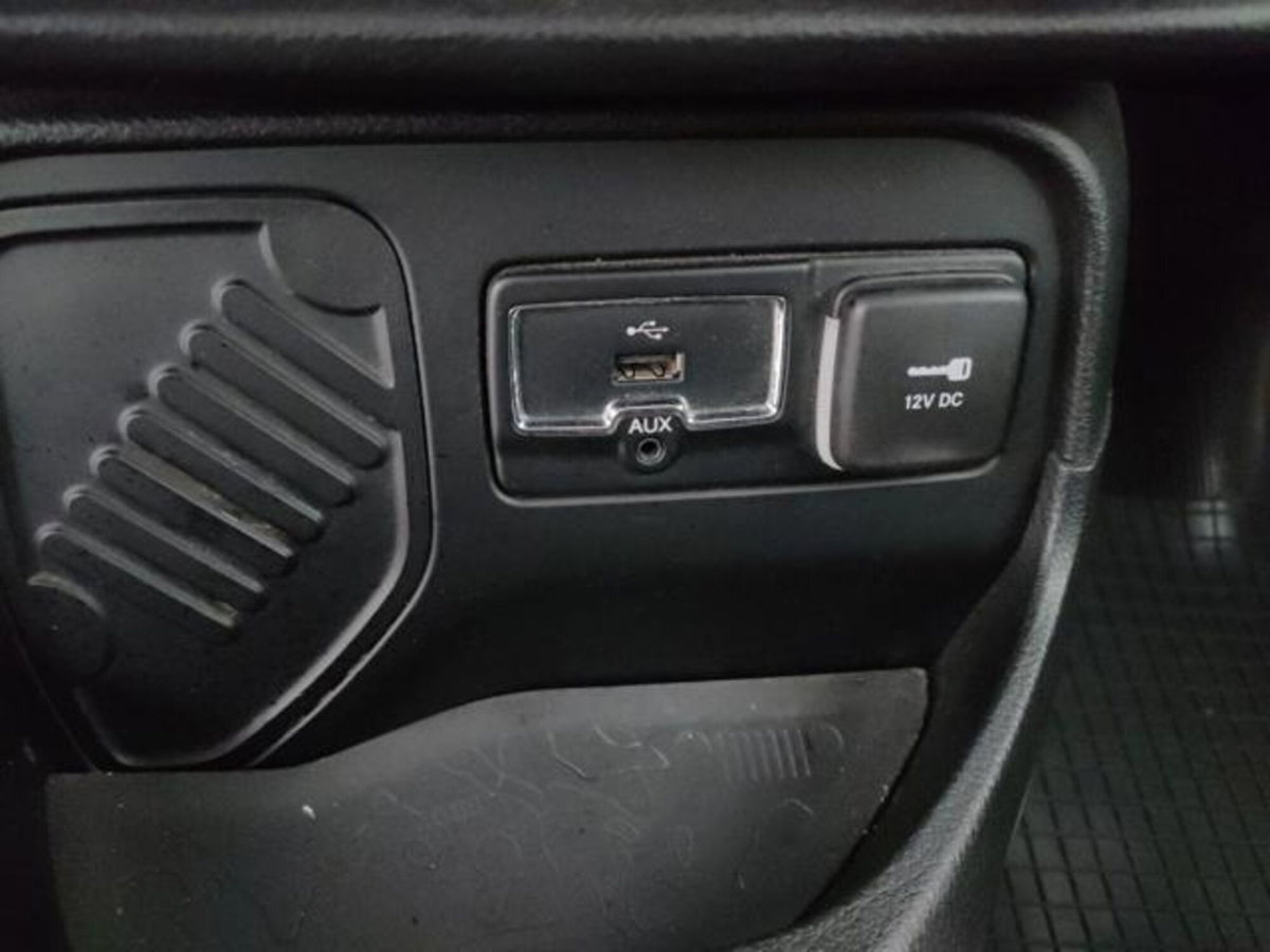 Jeep Renegade 1.6 Mjt 120 CV Limited (13)