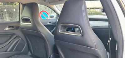 Mercedes-Benz GLA SUV 200 d Automatic Sport (10)