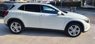 Mercedes-Benz GLA SUV 200 d Automatic Sport (19)