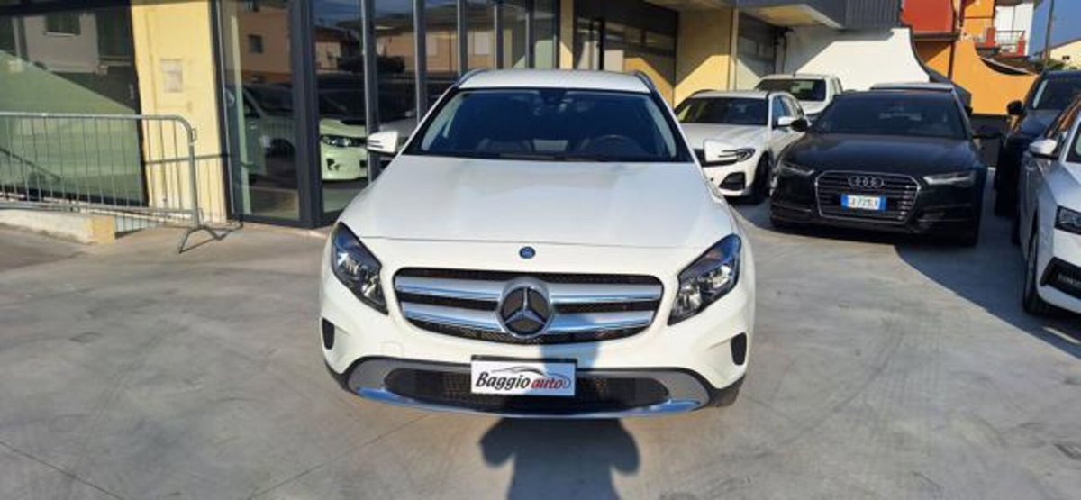 Mercedes-Benz GLA SUV 200 d Automatic Sport (5)