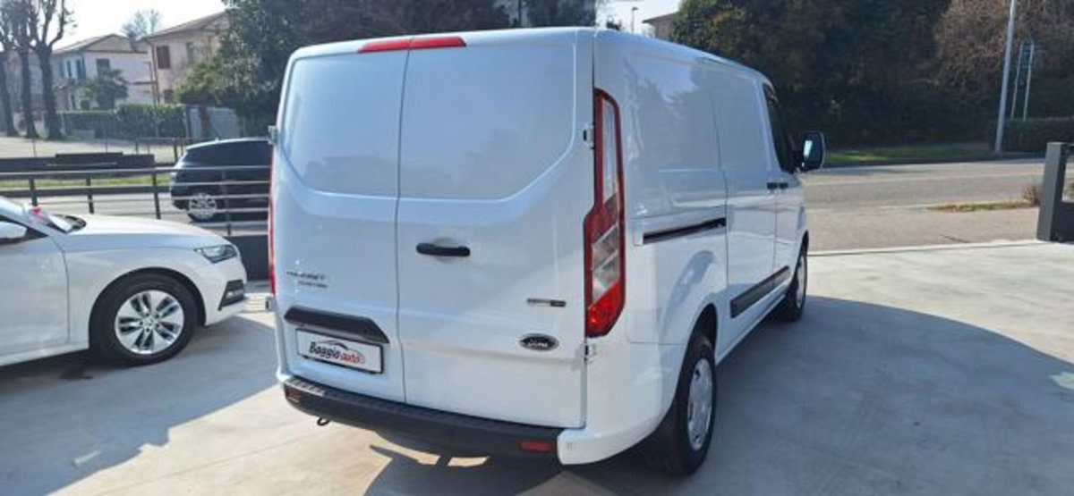 Ford Transit Custom Furgone 280 2.0 EcoBlue Hybrid 130 PC Furgone Trend (10)