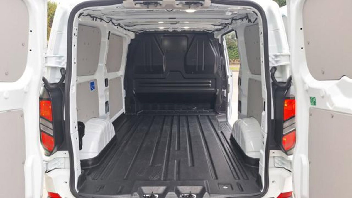 Ford Transit Custom Furgone 280 2.0 ecoblue 136cv Trend L1H1 A8 (3)