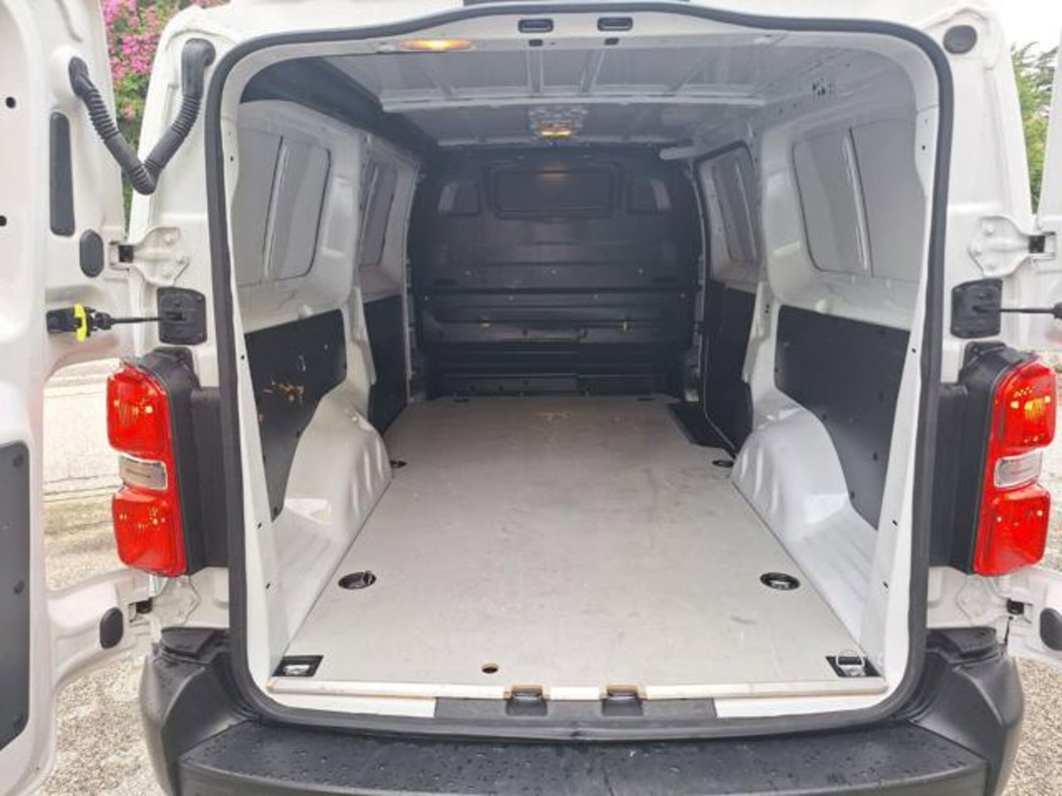 Fiat Scudo Furgone 2.0 BlueHDi 180CV AT8 PL-TN Furgone Lounge (3)