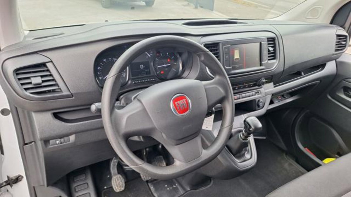 Fiat Scudo Furgone 2.0 BlueHDi 145CV AT8 PL-TN Furgone Lounge (11)