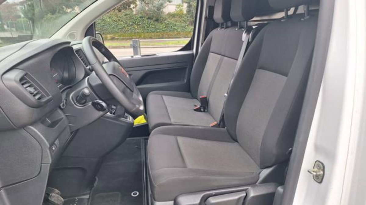 Fiat Scudo Furgone 2.0 BlueHDi 145CV AT8 PL-TN Furgone Lounge (8)