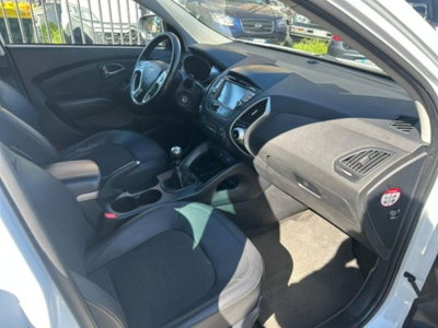 Hyundai ix35 1.7 CRDi 2WD Classic (10)
