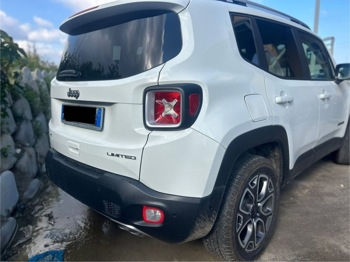 Jeep Renegade 2.0 Mjt 140CV 4WD Active Drive Limited (5)