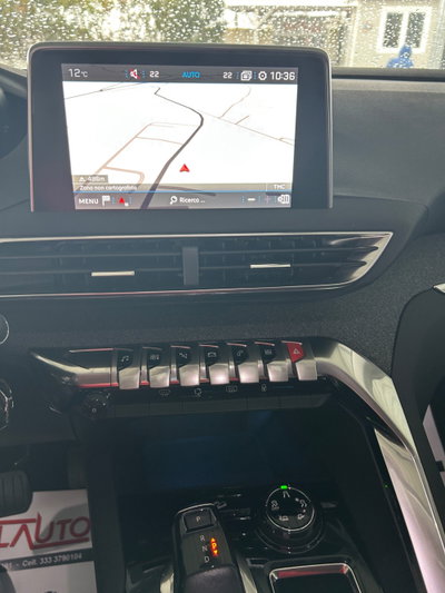 Peugeot 3008 BlueHDi 120 EAT6 S&S Allure (14)