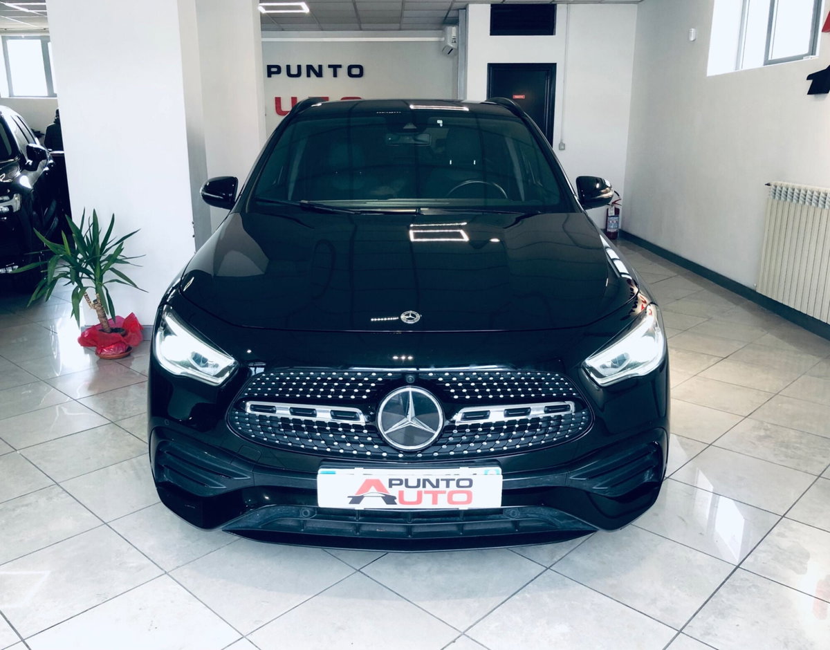 Mercedes-Benz GLA SUV 200 d Automatic Premium (10)