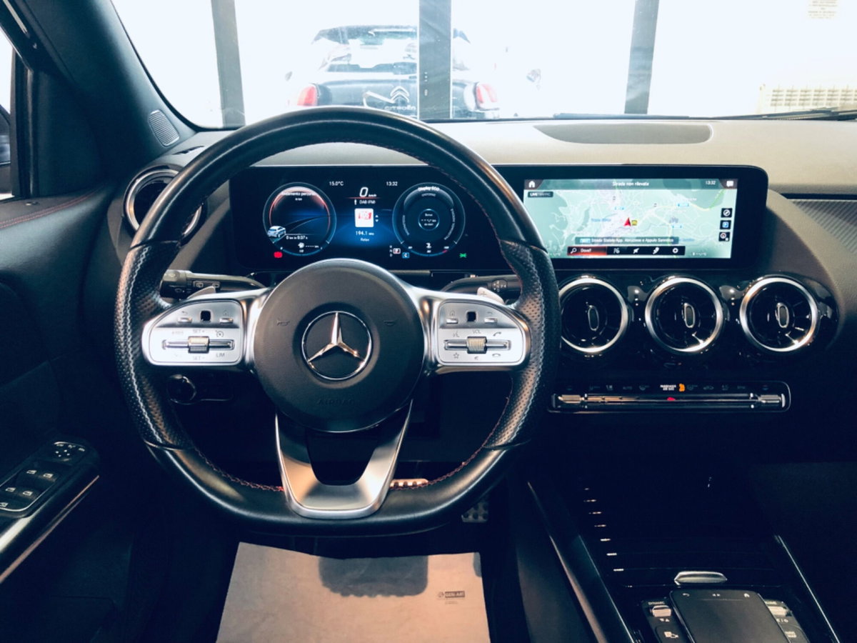 Mercedes-Benz GLA SUV 200 d Automatic Premium (20)