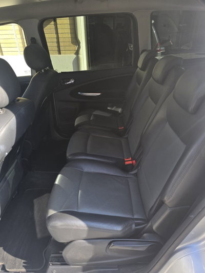 Ford Galaxy 2.0 TDCi 140 CV Ghia (11)