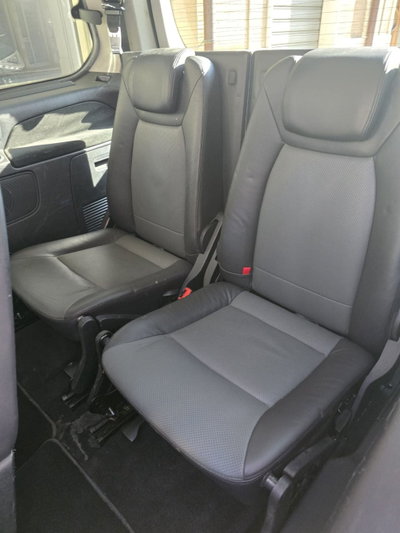 Ford Galaxy 2.0 TDCi 140 CV Ghia (12)
