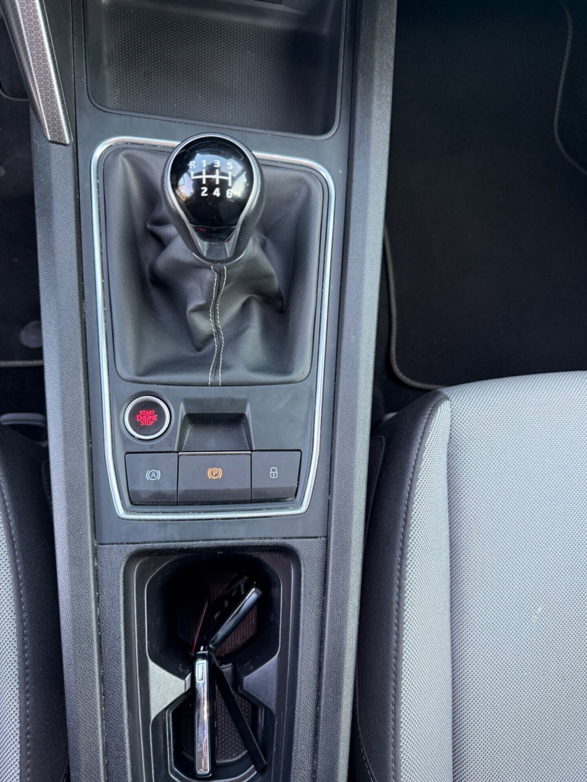 SEAT Leon 2.0 TDI Style (15)