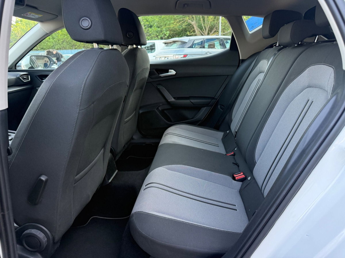 SEAT Leon 2.0 TDI Style (7)