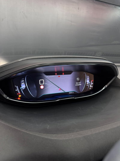 Peugeot 3008 BlueHDi 130 S&S Allure (12)