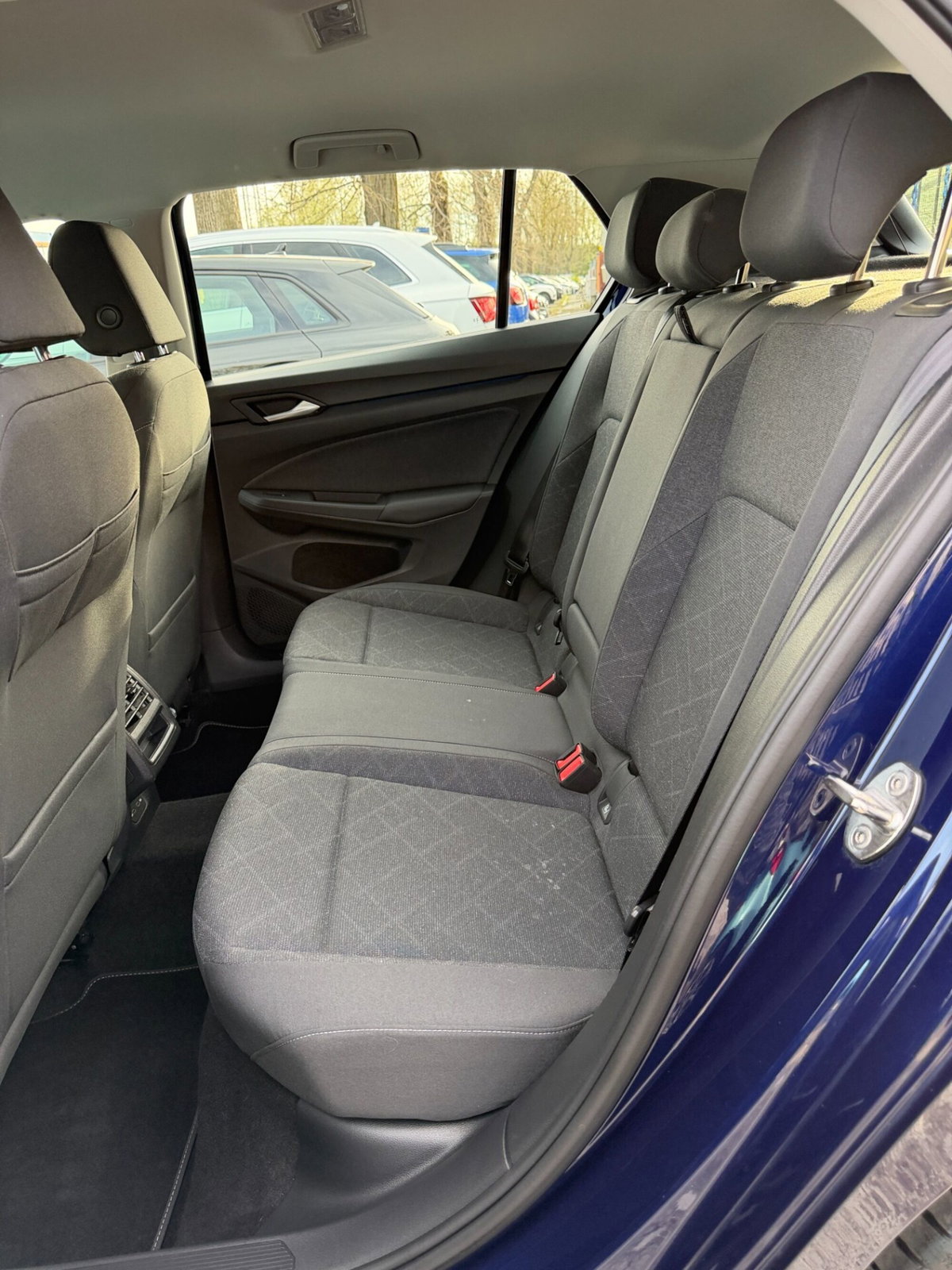 Volkswagen Golf 1.5 eTSI 130 CV EVO ACT DSG Life (11)